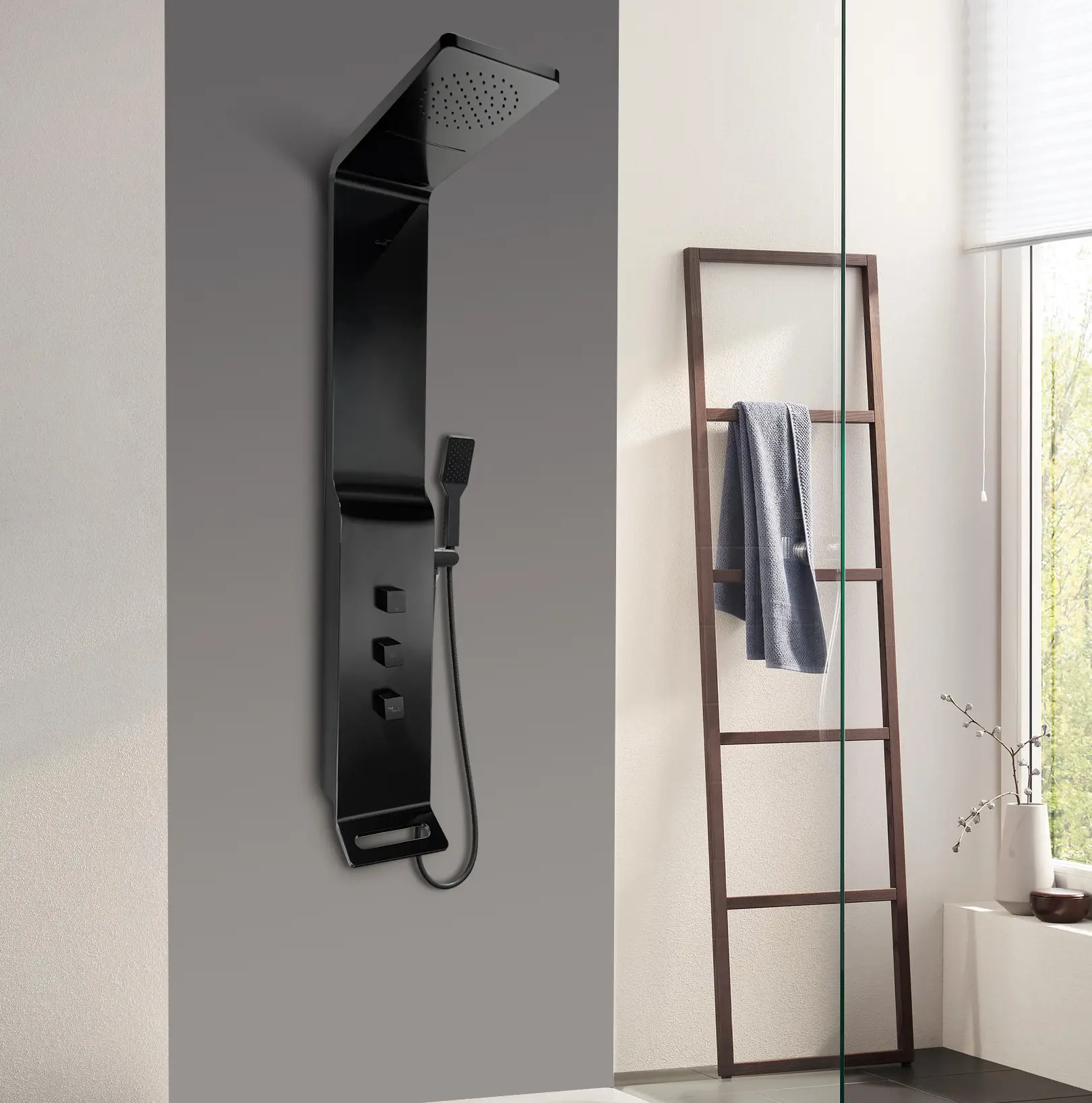 Изображение товара Душевая панель Ceruttispa Sella CT8989 черная без гидромассажа