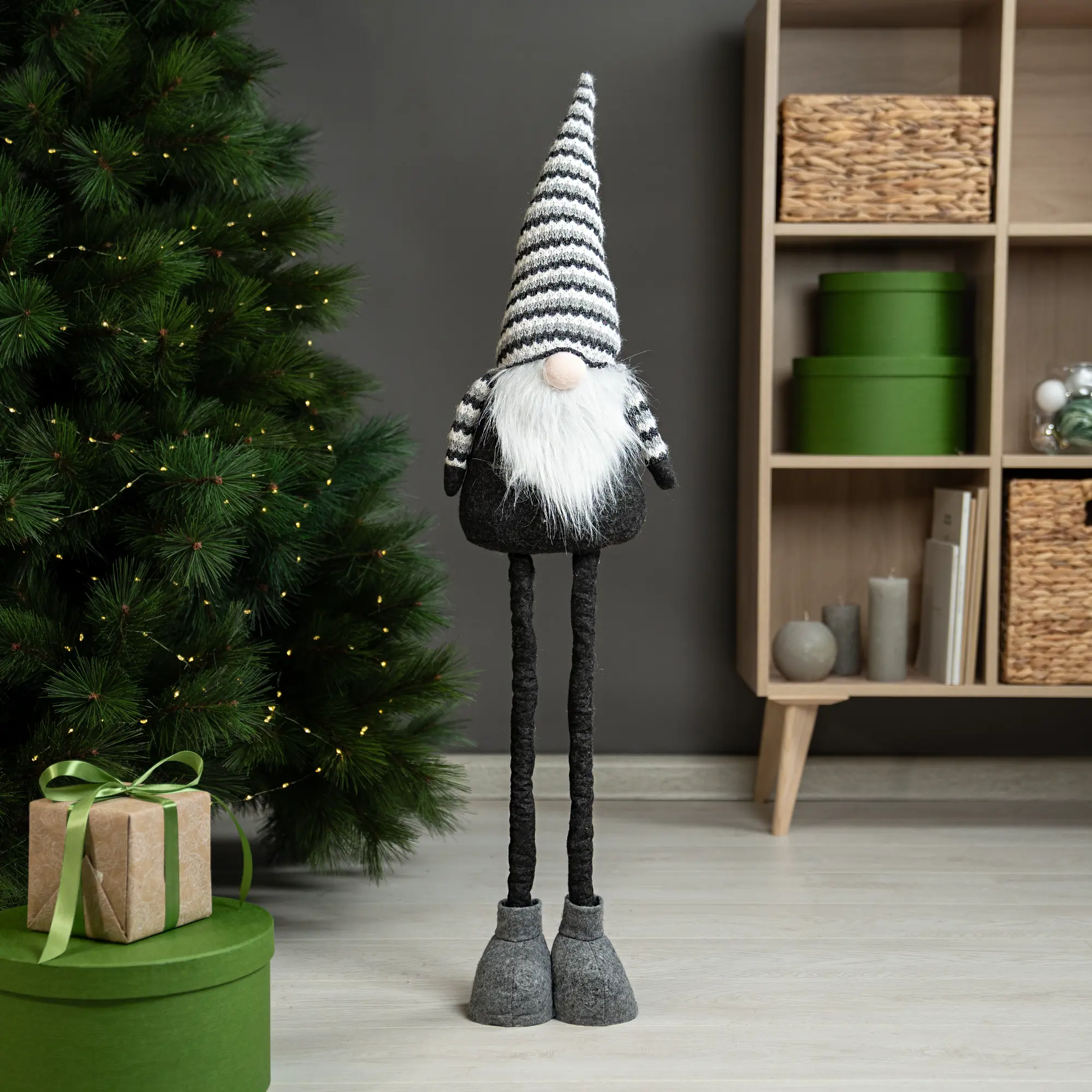 Изображение товара Фигура декоративная KREAFORTA Гном 70 см серый