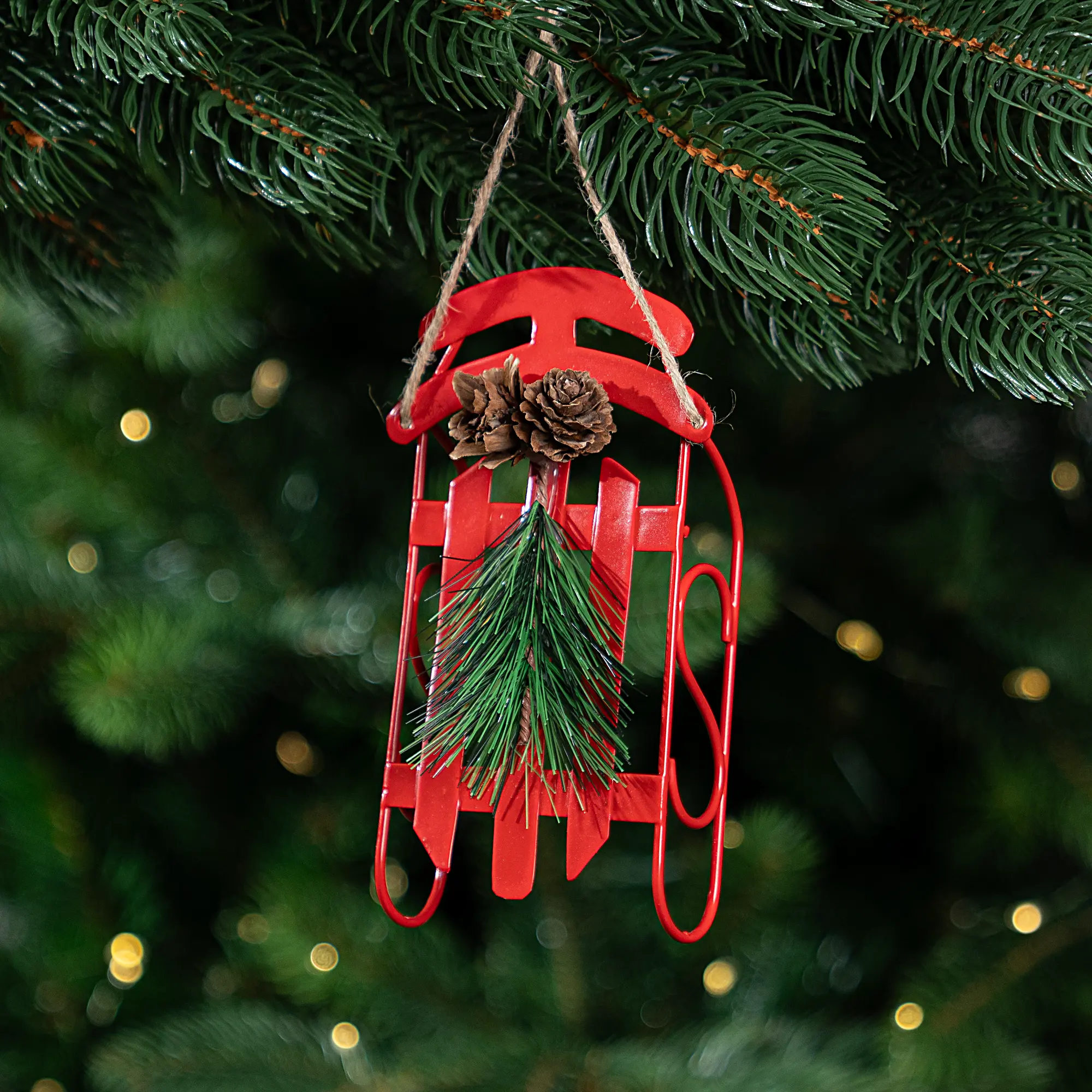 Изображение товара Украшение декоративное подвесное KREAFORTA Санки 13 см красный