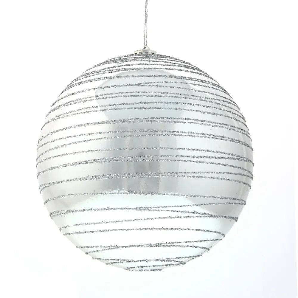 Изображение товара Елочный шар Спираль серебристая 744607 15 см пвх серый / серебристый
