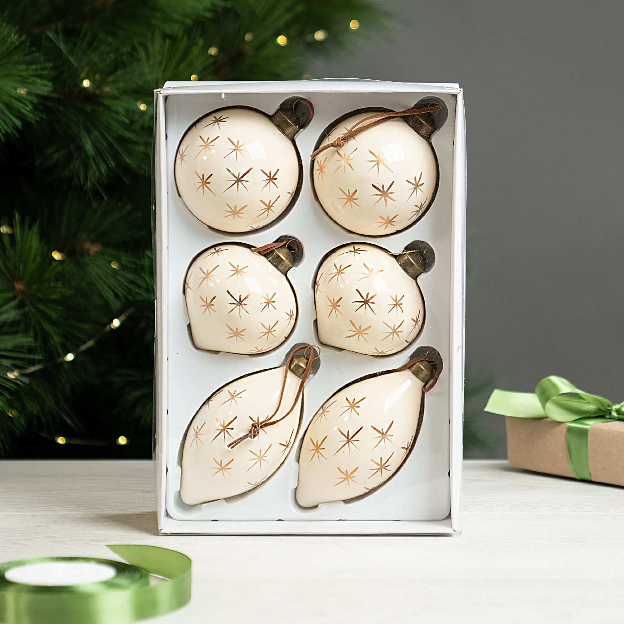 Изображение товара Набор елочных шаров KREAFORTA ø8 см 6 шт.