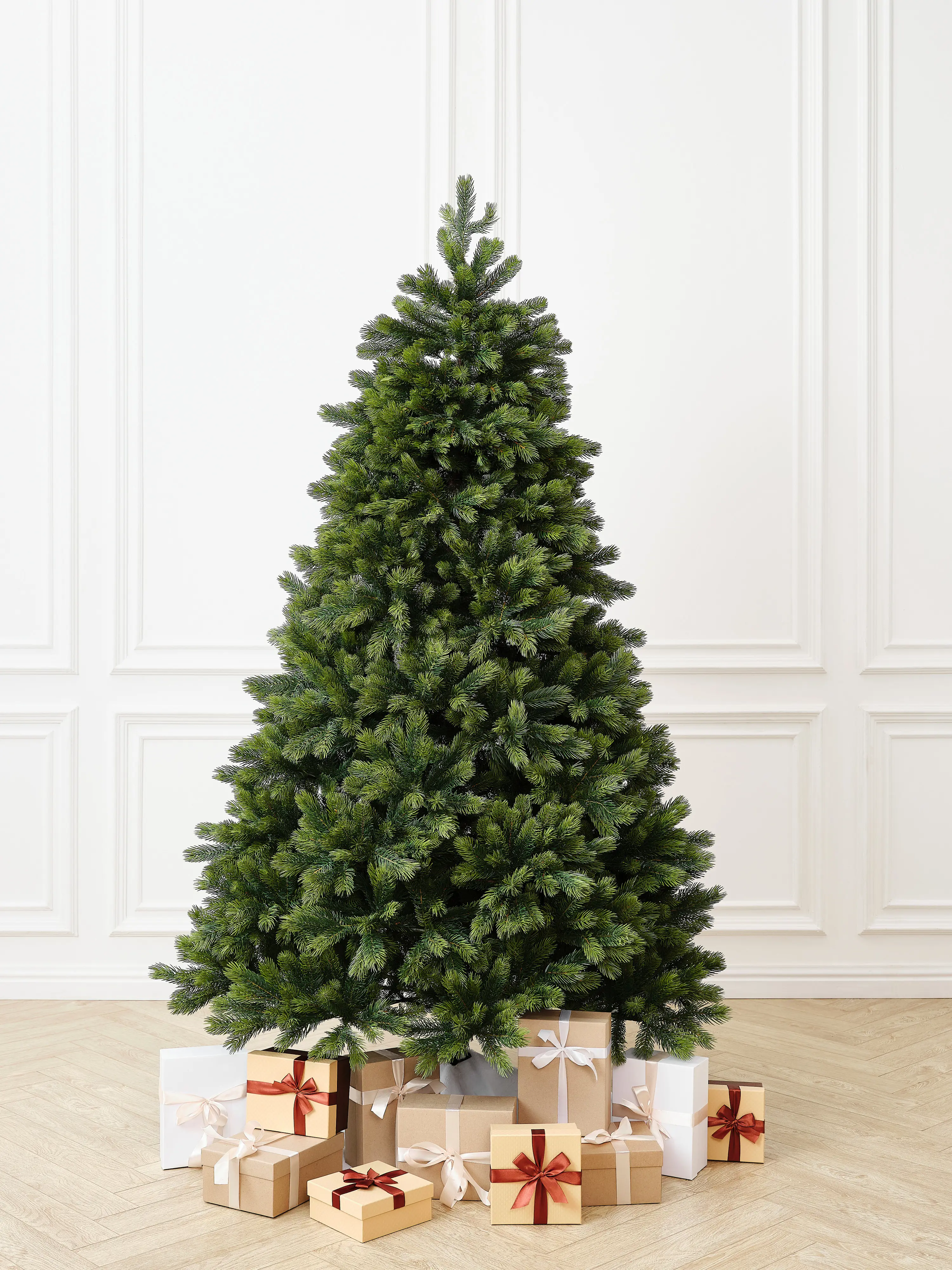 Изображение товара Ель новогодняя искусственная Binoshe La Manche литая 240 см