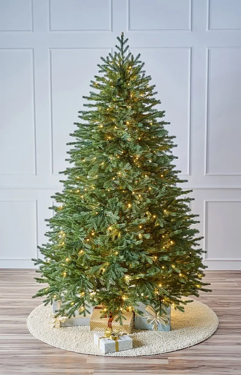 Изображение товара Ель новогодняя искусственная Max Christmas Версальская с подсветкой 270 см