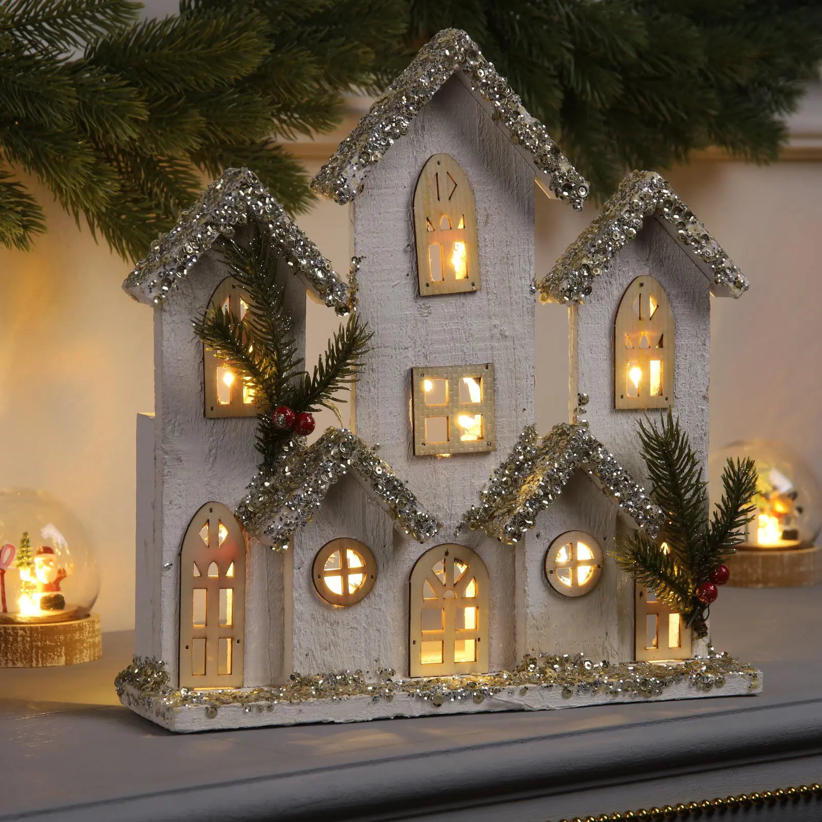 Изображение товара Электрическая светящаяся фигура Luazon Lighting 10454689 хижина 29x29x7 см теплый белый