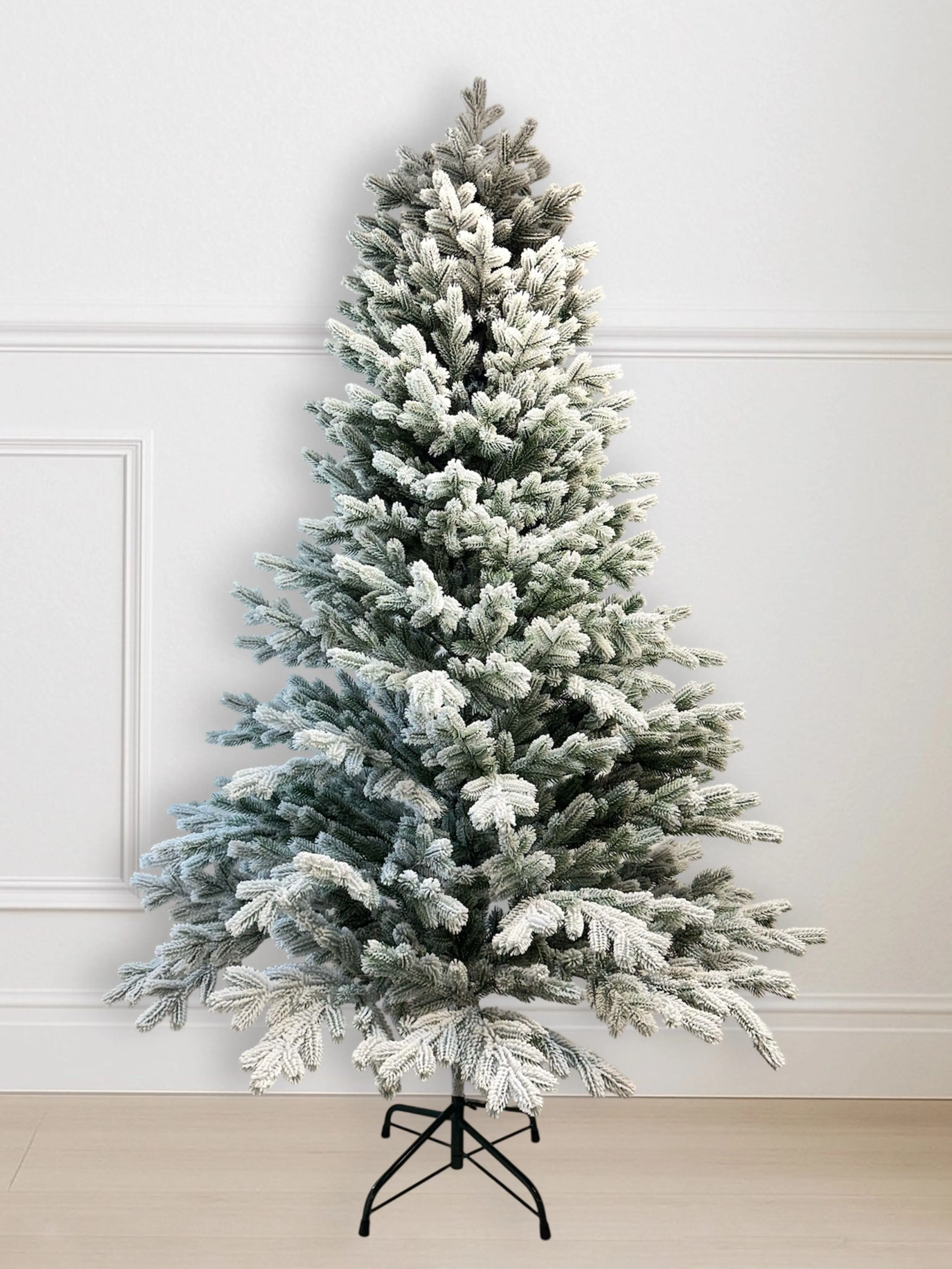 Изображение товара Ель новогодняя искусственная Уральская заснеженная 150 см