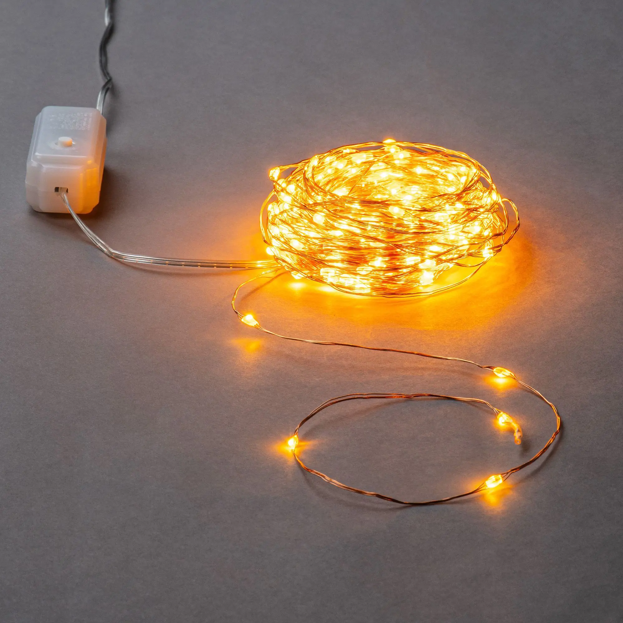 Изображение товара Электрогирлянда комнатная Neon-Night Роса 50 м 500 ламп цвет янтарный 8 режимов работы