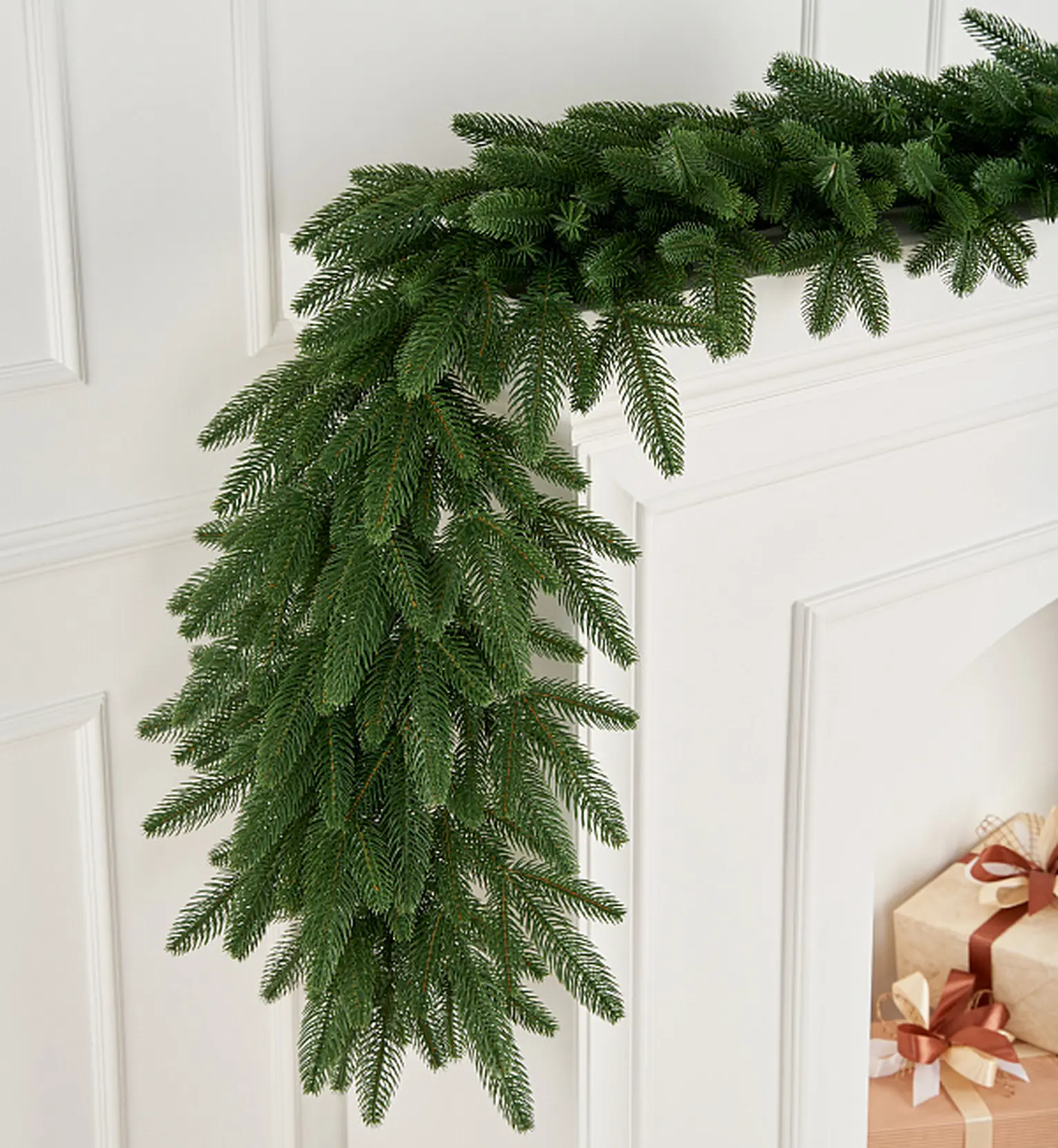 Изображение товара Хвойная гирлянда Max Christmas Романовская 150 см