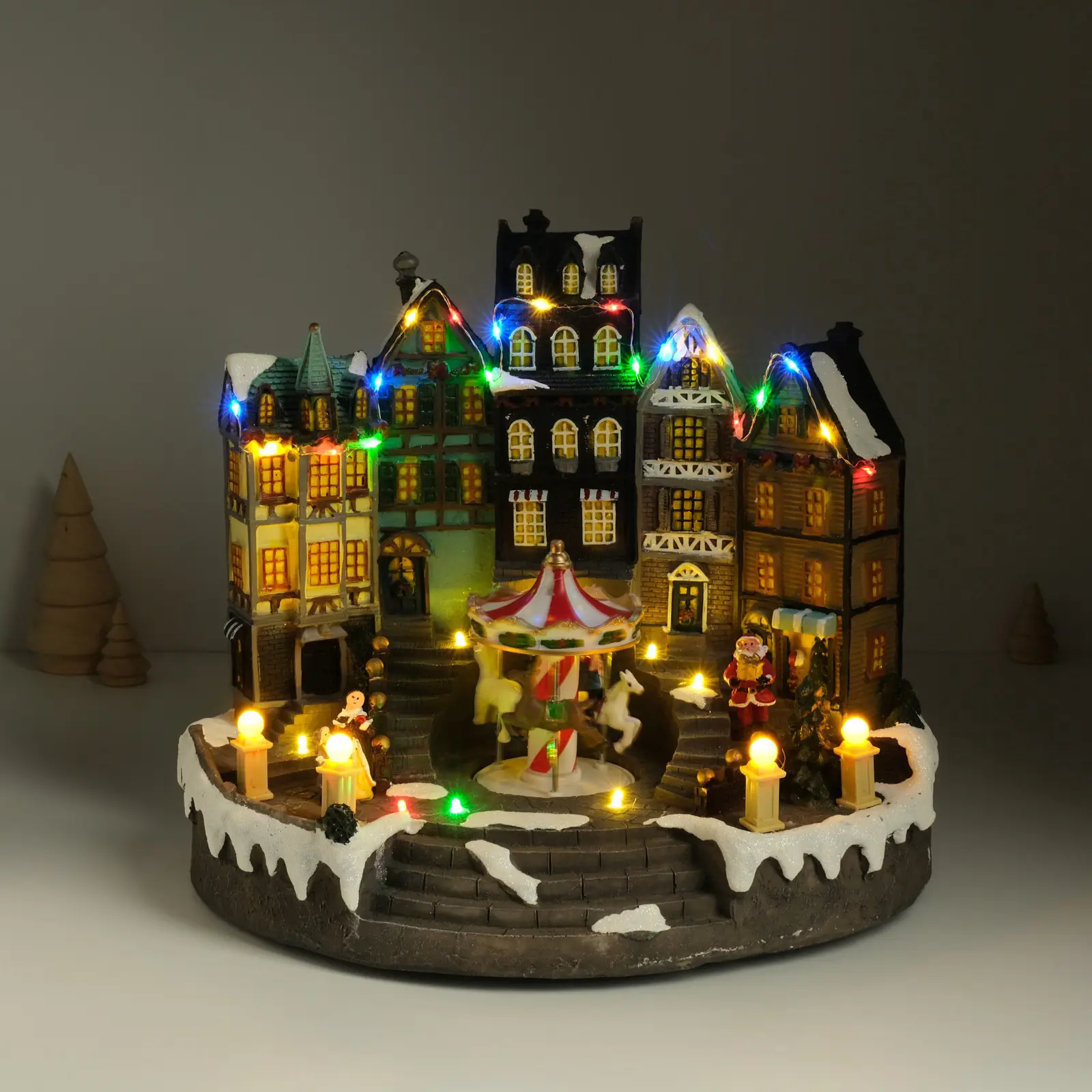 Изображение товара Электрическая светящаяся фигура Сима-Ленд 10338286 Праздник в городе 31x20x27.5 см