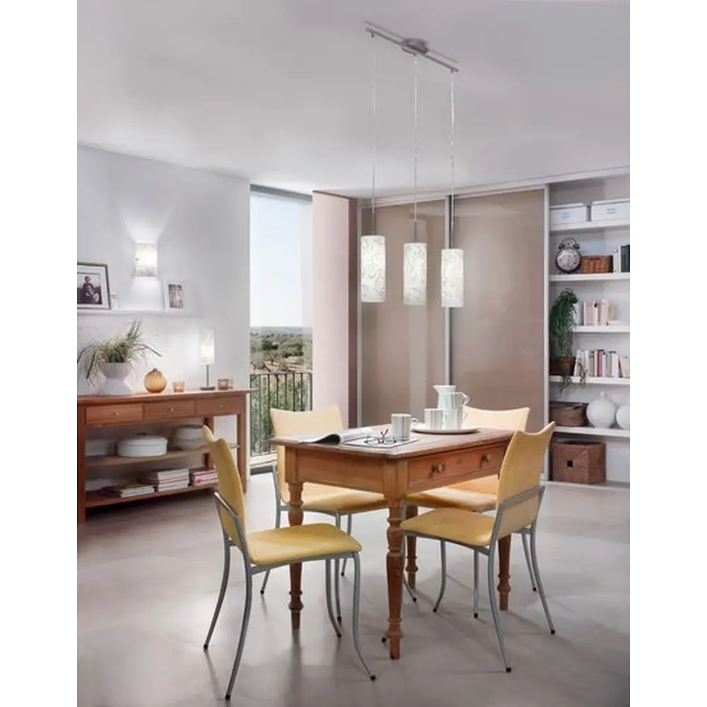 Фото 2 Бра Amadora 1xE14x60 Вт, металл/стекло, цвет хром/белый Фото 2 Бра Amadora 1xE14x60 Вт, металл/стекло, цвет хром/белый