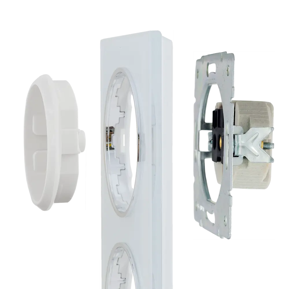 Фото 4 Рамка для розеток и выключателей Onekey Florence 3 поста вертикальная стекло цвет белый Фото 4 Рамка для розеток и выключателей Onekey Florence 3 поста вертикальная стекло цвет белый