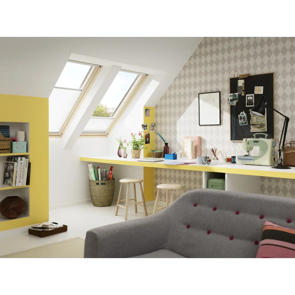 Фото 2 Окно мансардное Velux GZR CR02 3050 дерево/алюминий 55x78 см Фото 2 Окно мансардное Velux GZR CR02 3050 дерево/алюминий 55x78 см