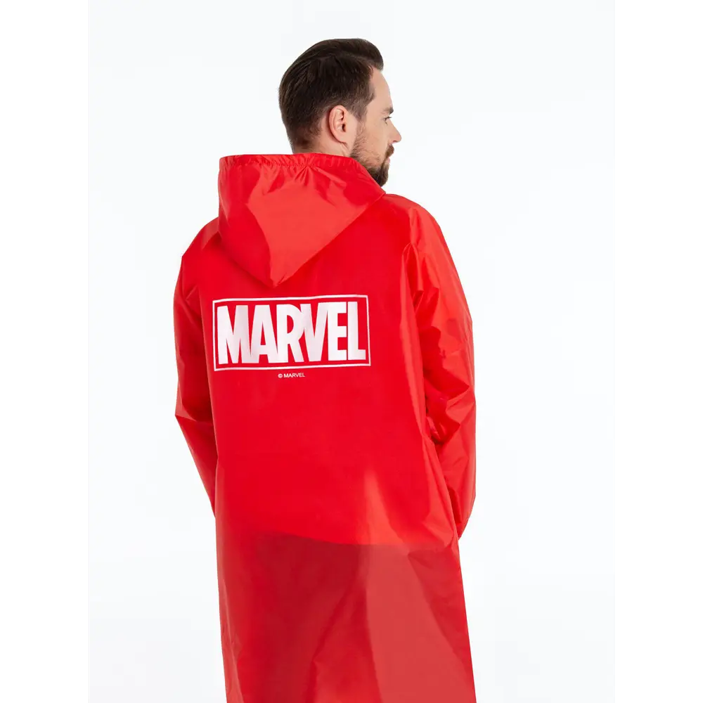 Фото Дождевик Marvel красный размер L Фото Дождевик Marvel красный размер L
