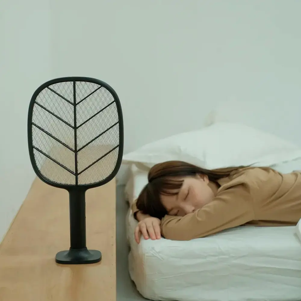 Фото 2 Мухобойка электрическая Solove Electric Mosquito Swatter P2+ Black, цвет черный Фото 2 Мухобойка электрическая Solove Electric Mosquito Swatter P2+ Black, цвет черный