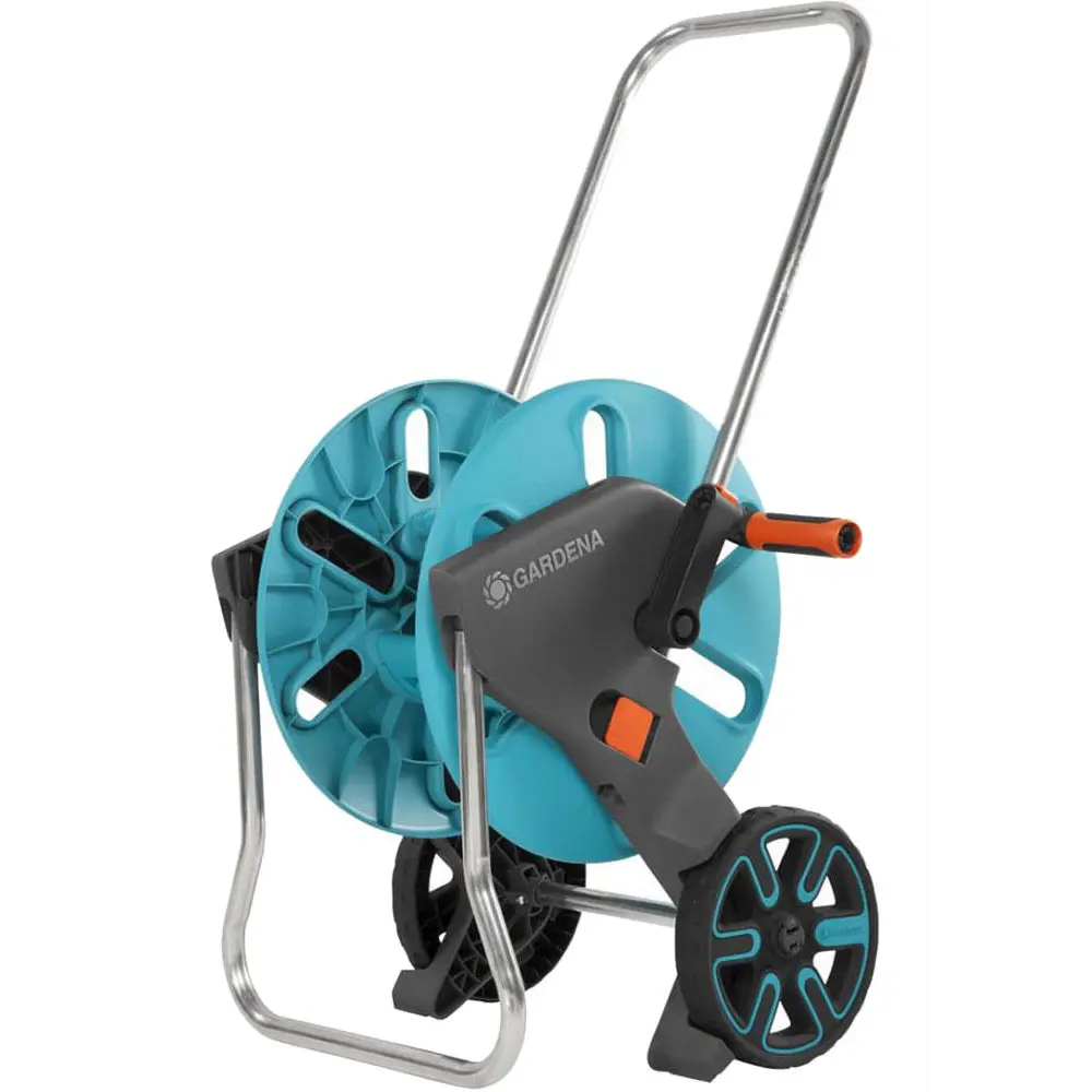 Фото Тележка для шланга Gardena AquaRoll M со шлангом Classic и комплектом для полива Фото Тележка для шланга Gardena AquaRoll M со шлангом Classic и комплектом для полива