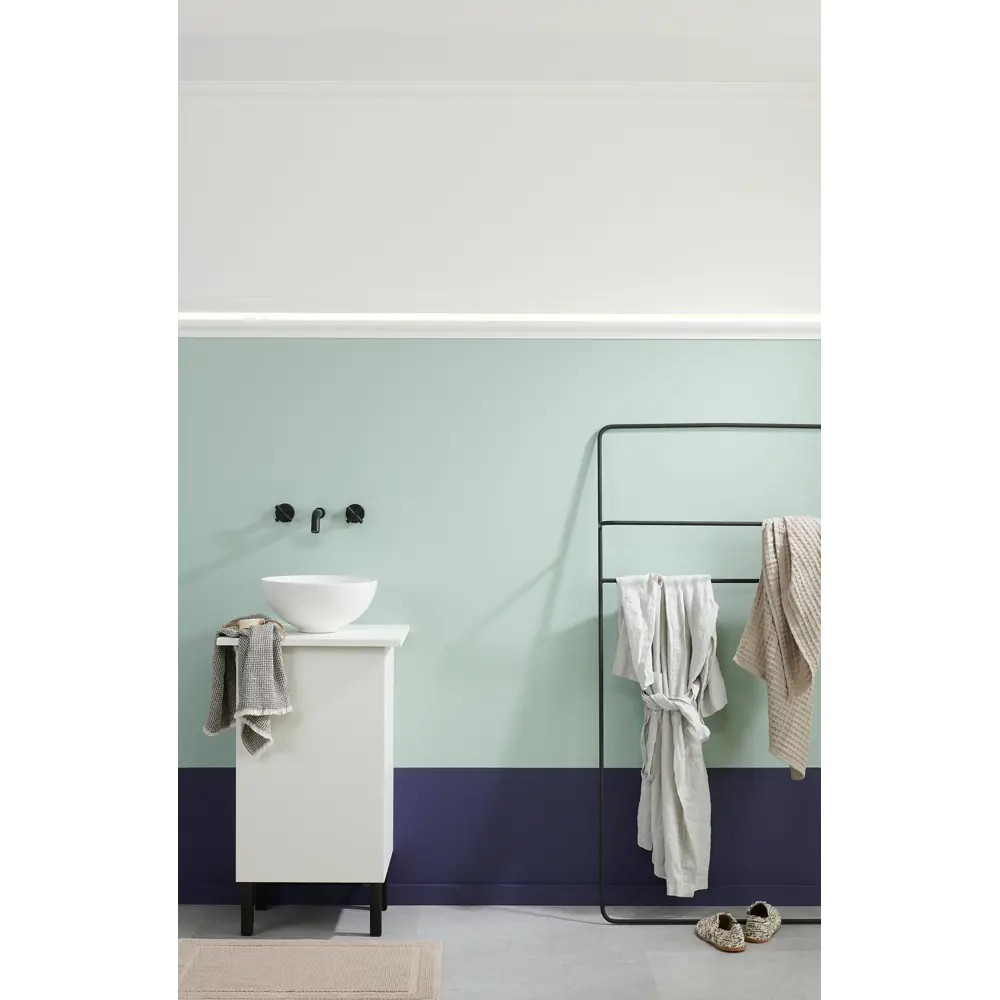 Фото 4 Плинтус потолочный NMC LX-72 белый 70x70x2000 мм Фото 4 Плинтус потолочный NMC LX-72 белый 70x70x2000 мм