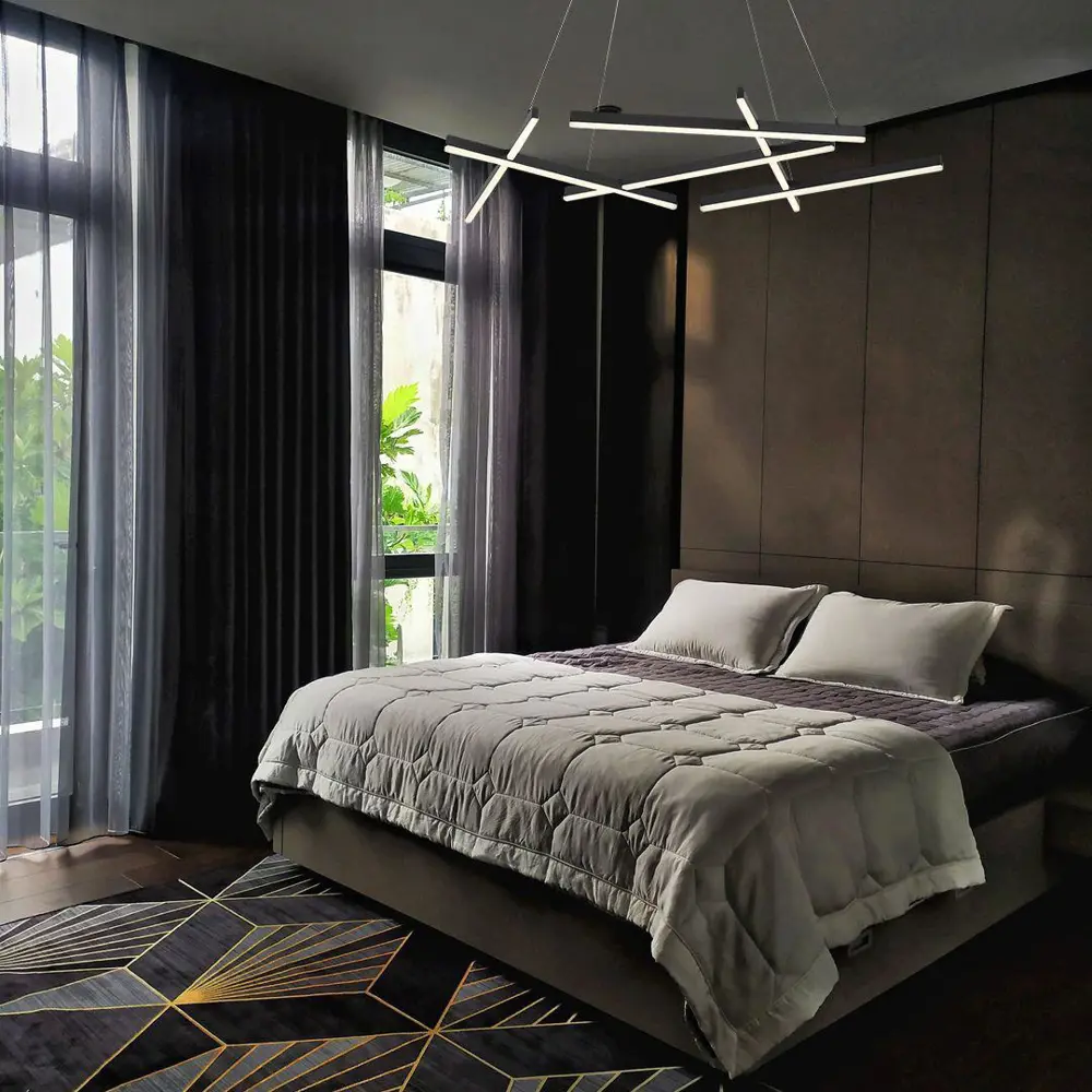 Фото 2 Светильник подвесной светодиодный ST Luce Basoni SL394.413.06 27 м² цвет черный Фото 2 Светильник подвесной светодиодный ST Luce Basoni SL394.413.06 27 м² цвет черный