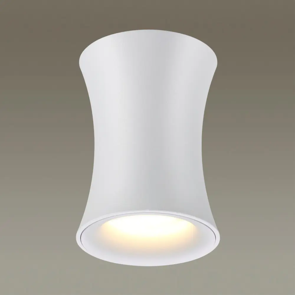 Фото 2 Накладной точечный светильник Odeon Light Zetta ЛТ_4271/1C GU10 50 Вт 220 В, цвет белый Фото 2 Накладной точечный светильник Odeon Light Zetta ЛТ_4271/1C GU10 50 Вт 220 В, цвет белый