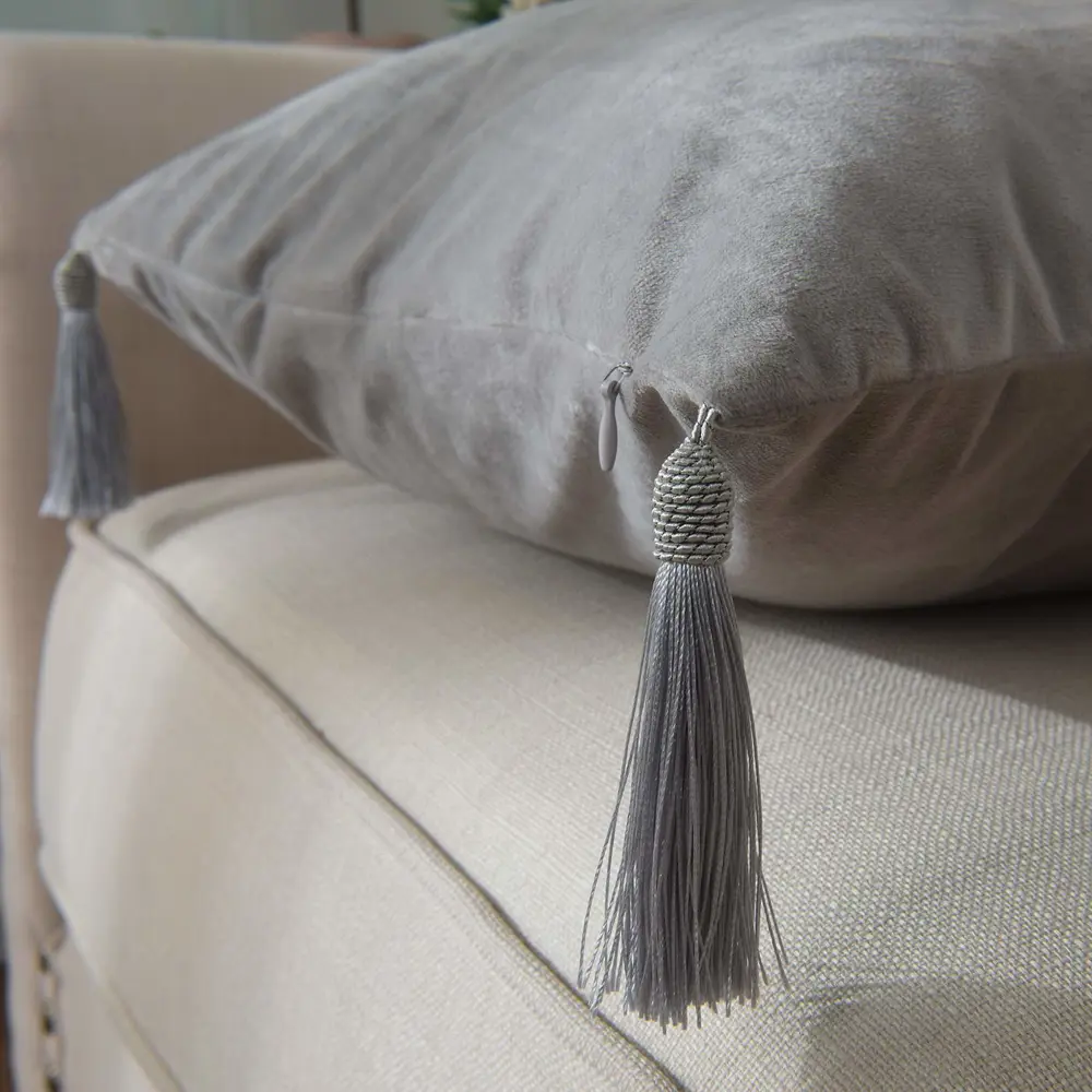 Фото 3 Чехол для декоративной подушки Sofi De Marko Кэтрин серая 45x45 Фото 3 Чехол для декоративной подушки Sofi De Marko Кэтрин серая 45x45