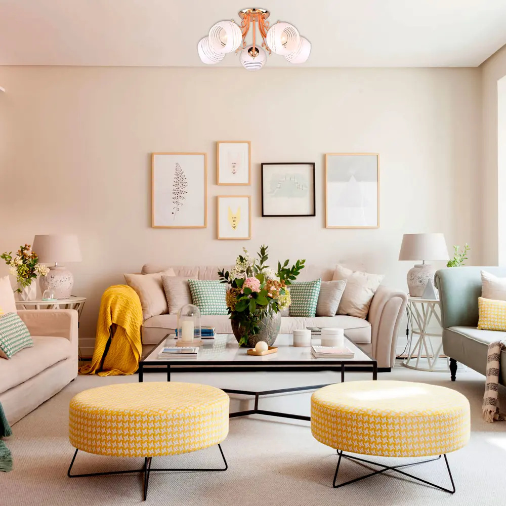 Фото Люстра потолочная РОССВЕТ 5 ламп 16 м² цвет дерево Фото Люстра потолочная РОССВЕТ 5 ламп 16 м² цвет дерево