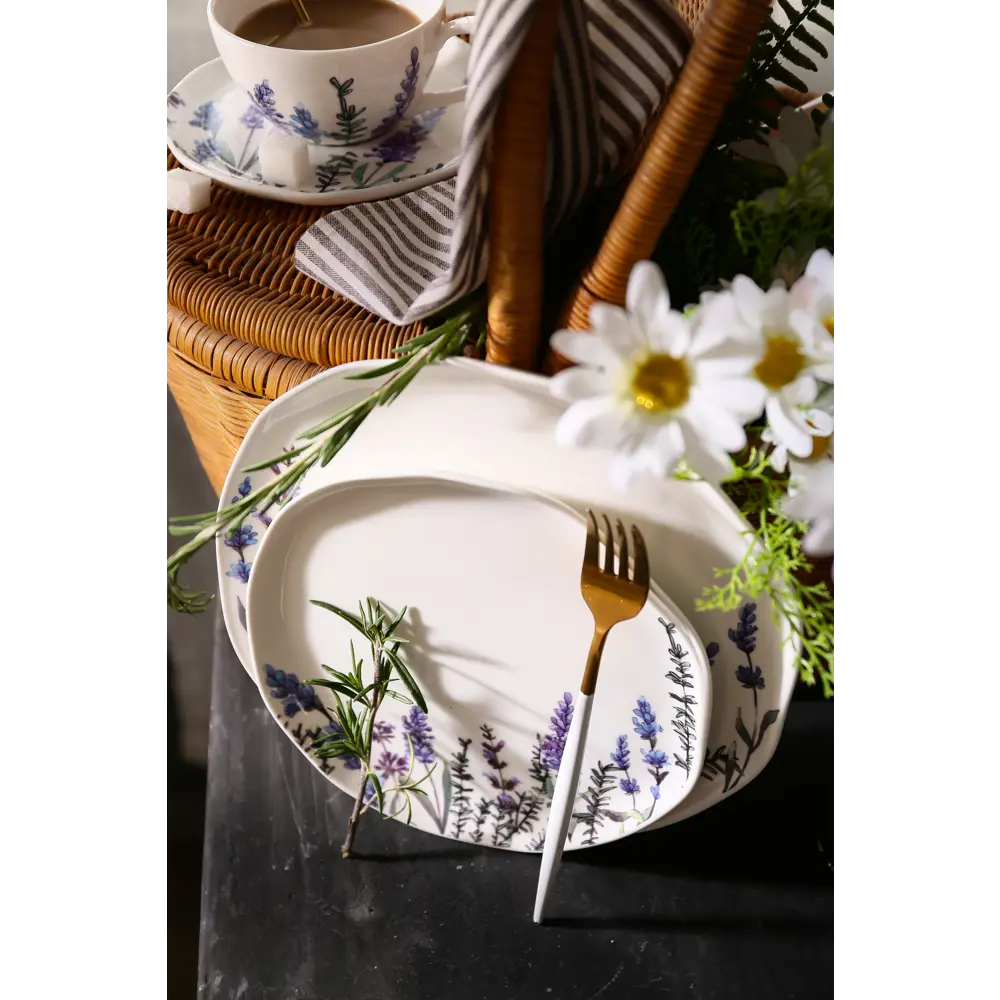 Фото 4 Тарелка круглая 26 см LIBERTY JONES Floral фарфор белый Фото 4 Тарелка круглая 26 см LIBERTY JONES Floral фарфор белый