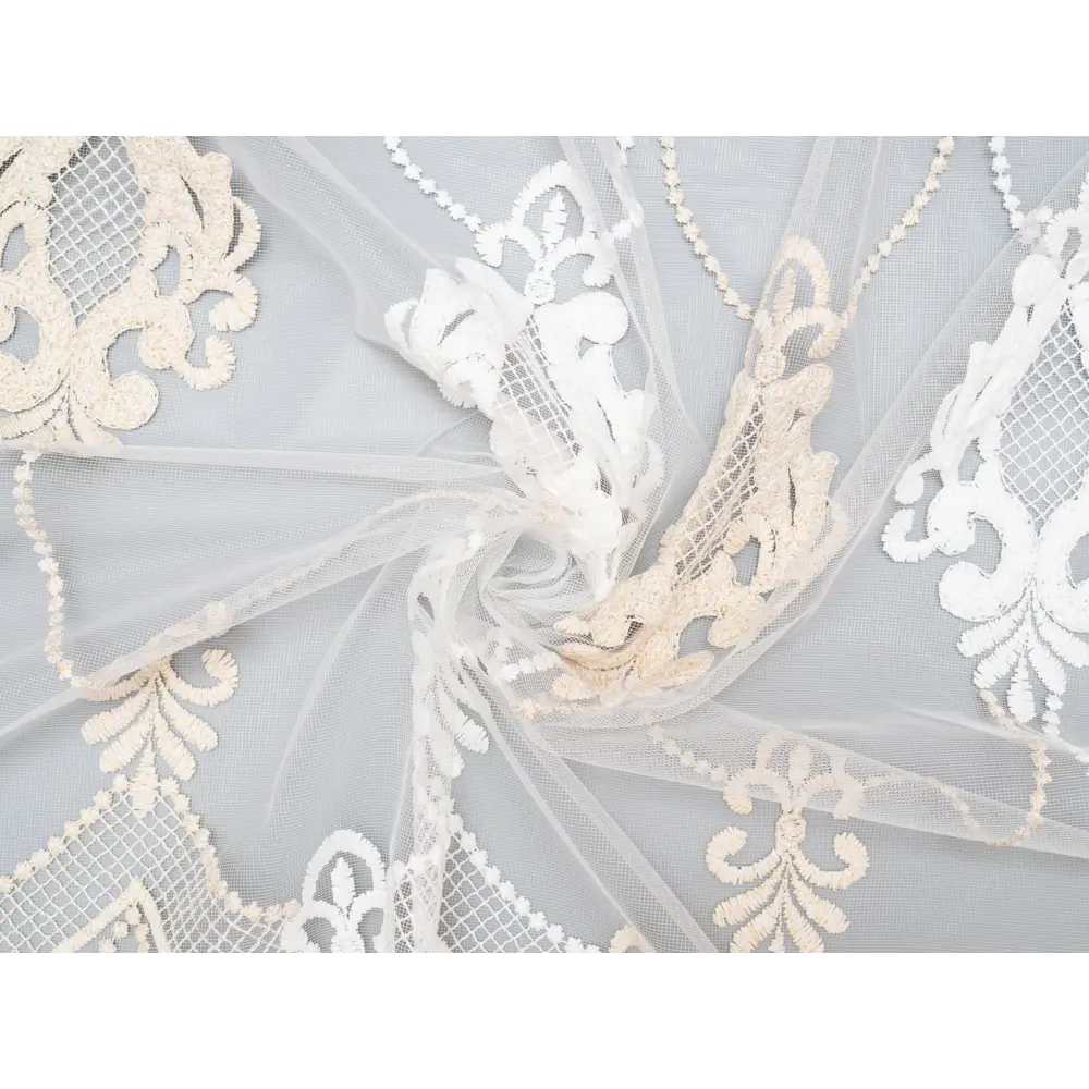 Фото Тюль "Зара" 300x250 цвет белый, золотой на шторной ленте Фото Тюль "Зара" 300x250 цвет белый, золотой на шторной ленте