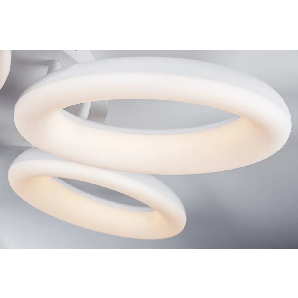 Фото 2 Светильник потолочный светодиодный ESCADA 10204/5LED 20 м² теплый белый свет цвет белый Фото 2 Светильник потолочный светодиодный ESCADA 10204/5LED 20 м² теплый белый свет цвет белый