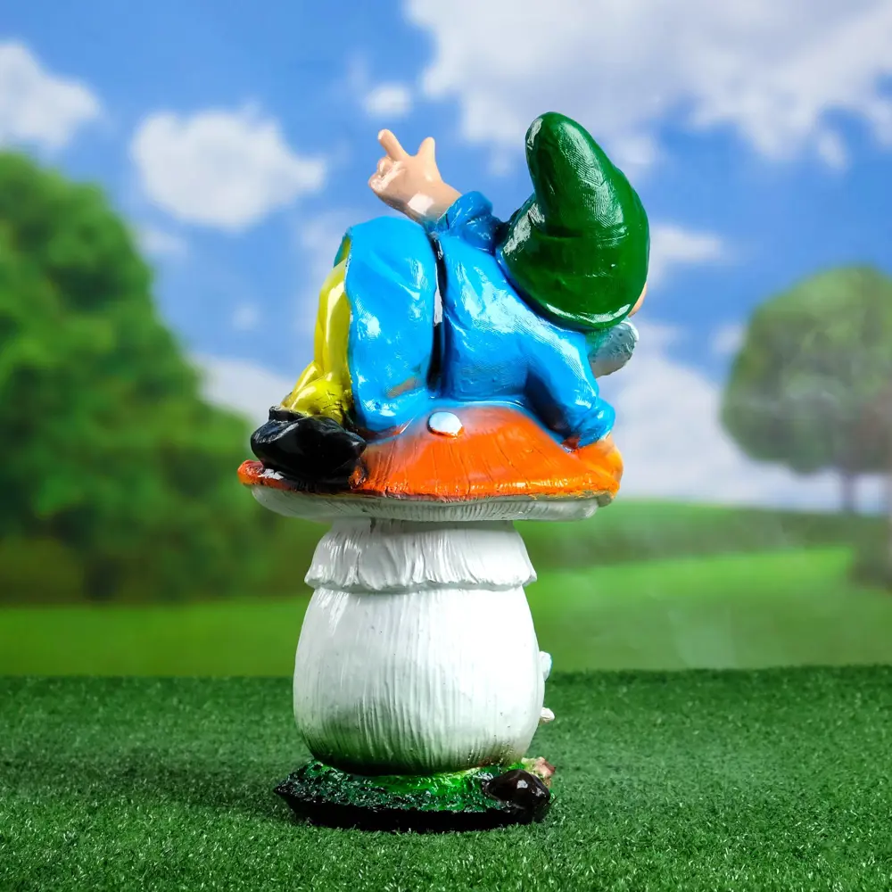 Фото 3 Садовая фигура Хорошие сувениры Гном на Мухоморе на животе 37x22см Фото 3 Садовая фигура Хорошие сувениры Гном на Мухоморе на животе 37x22см