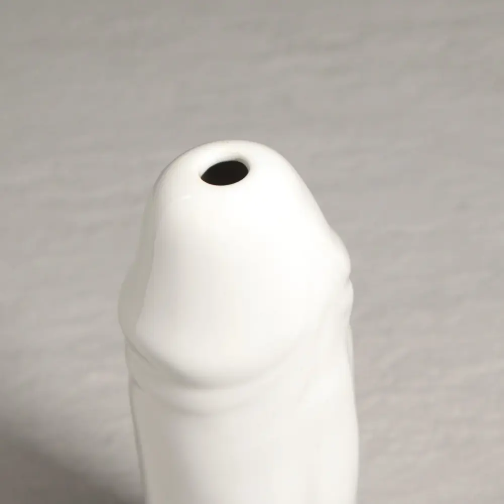 Фото 4 Ваза настольная керамическая "Достоинство" глянец, белый цвет, 21 см Фото 4 Ваза настольная керамическая "Достоинство" глянец, белый цвет, 21 см