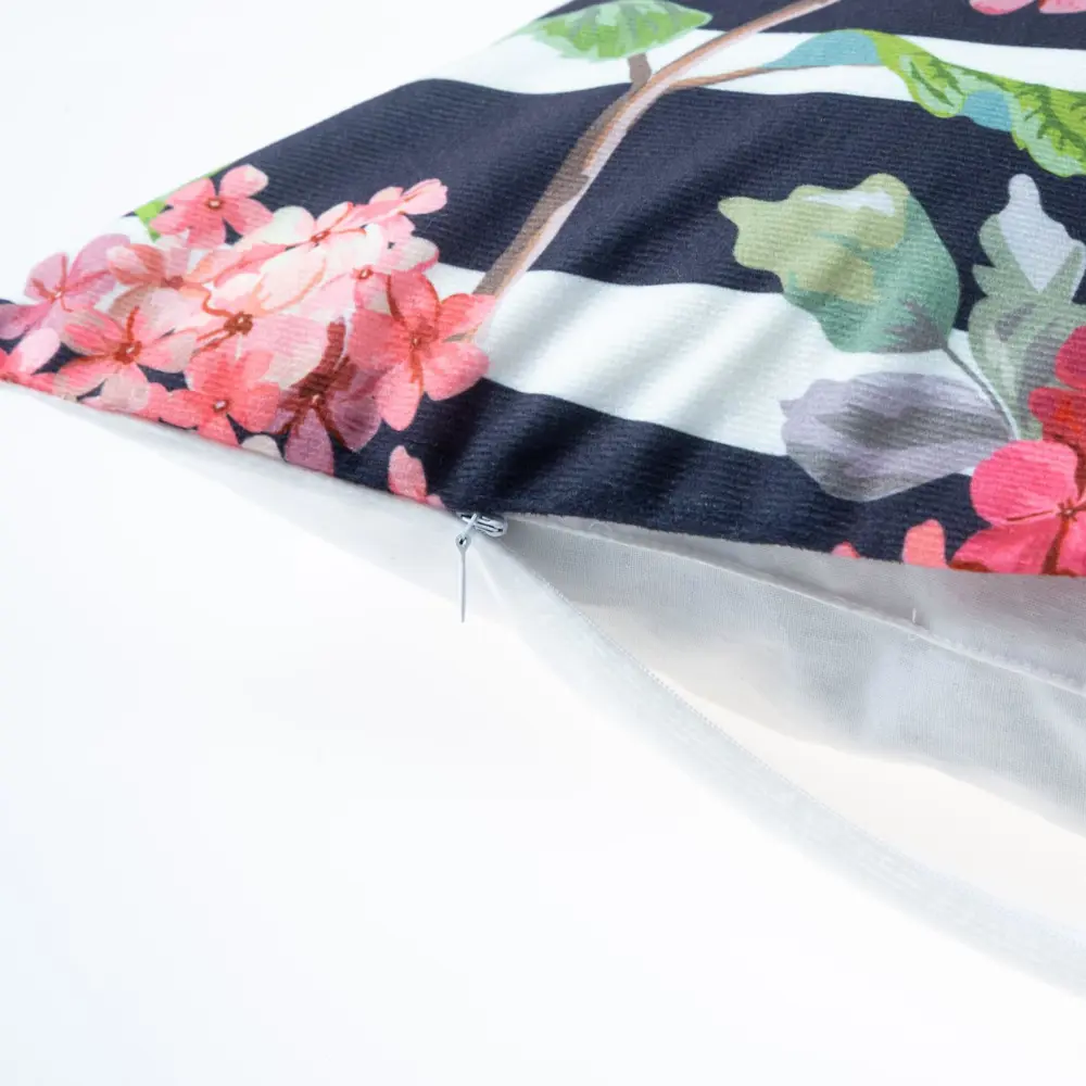 Фото 2 Чехол на подушку Этель "Сирень" 40х40 см, 100% п/э