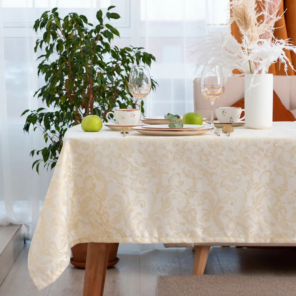 Фото Скатерть Этель "Venzel" цвет золото 142x220 см, 115 ±10 гр,100% Фото Скатерть Этель "Venzel" цвет золото 142x220 см, 115 ±10 гр,100%