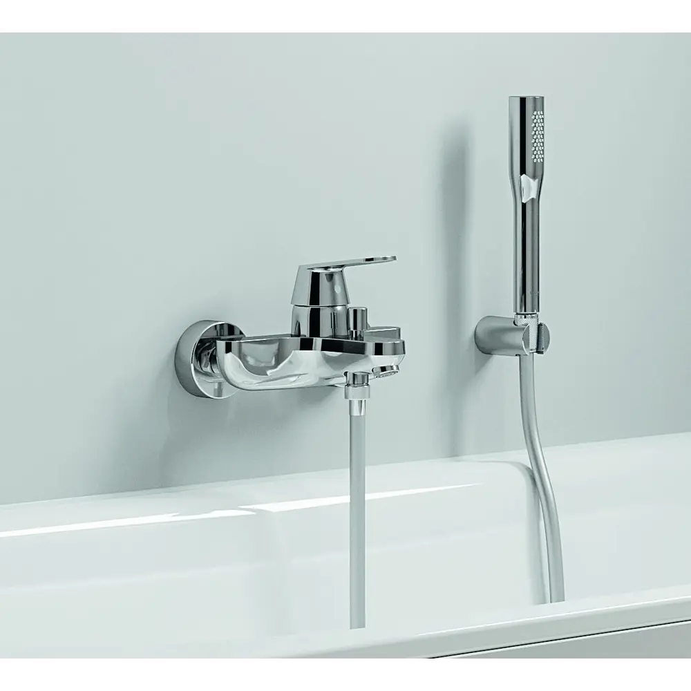 Фото 10 Смеситель для ванны Grohe Eurosmart Cosmo 32831000 однорычажный цвет хром глянцевый Фото 10 Смеситель для ванны Grohe Eurosmart Cosmo 32831000 однорычажный цвет хром глянцевый