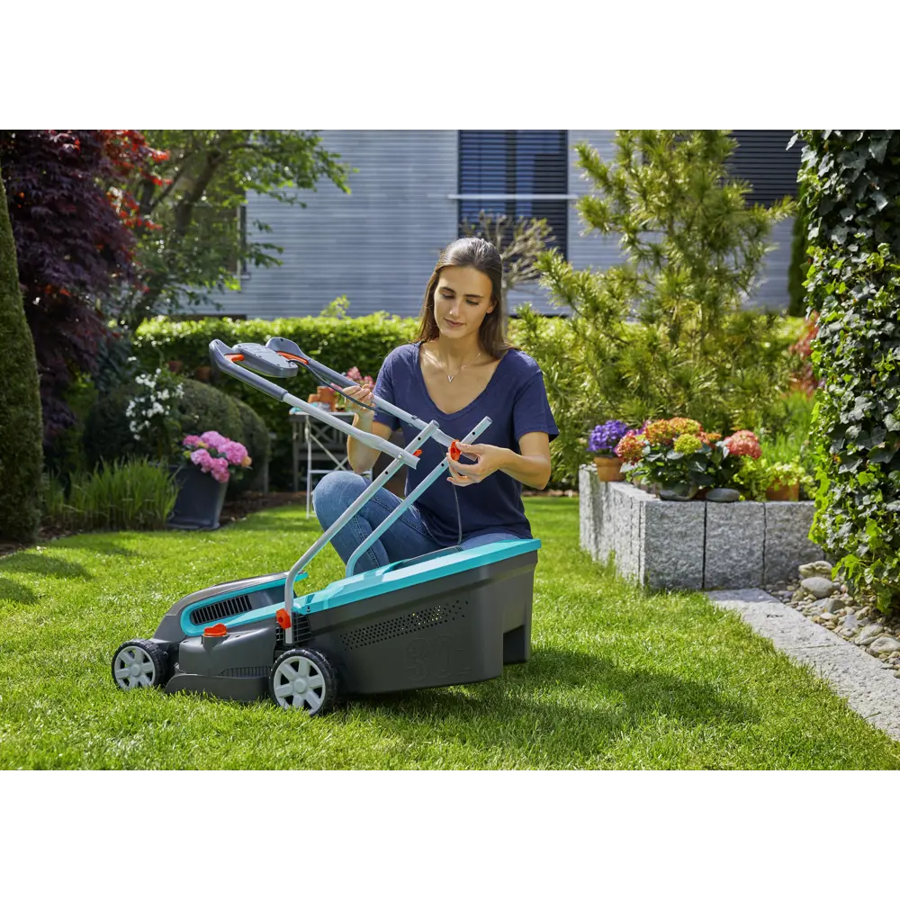 Фото 8 Газонокосилка аккумуляторная Gardena 32/36 P4A 18 В 32 см АКБ и ЗУ не входит в комплект Фото 8 Газонокосилка аккумуляторная Gardena 32/36 P4A 18 В 32 см АКБ и ЗУ не входит в комплект