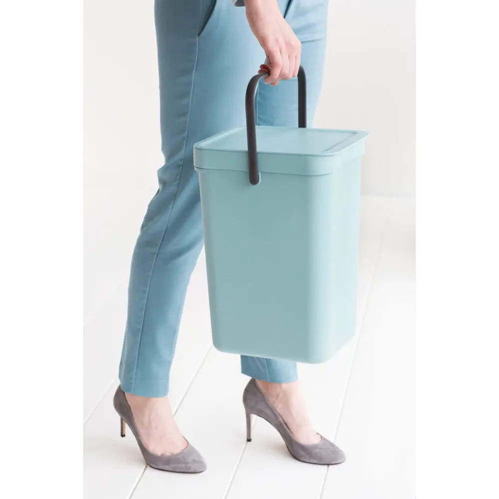 Фото 6 Ведро мусорное Brabantia Sort & Go 109744 12л цвет мятный Фото 6 Ведро мусорное Brabantia Sort & Go 109744 12л цвет мятный