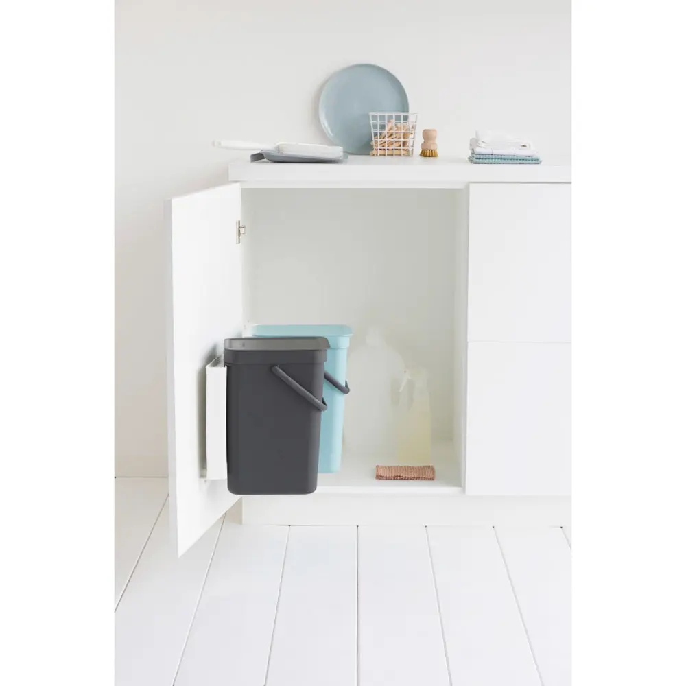 Фото 12 Ведро мусорное Brabantia Sort & Go 109980 24л цвет серый Фото 12 Ведро мусорное Brabantia Sort & Go 109980 24л цвет серый
