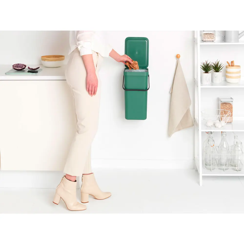 Фото 3 Ведро мусорное Brabantia Sort & Go 129827 16л цвет темно-зеленый Фото 3 Ведро мусорное Brabantia Sort & Go 129827 16л цвет темно-зеленый