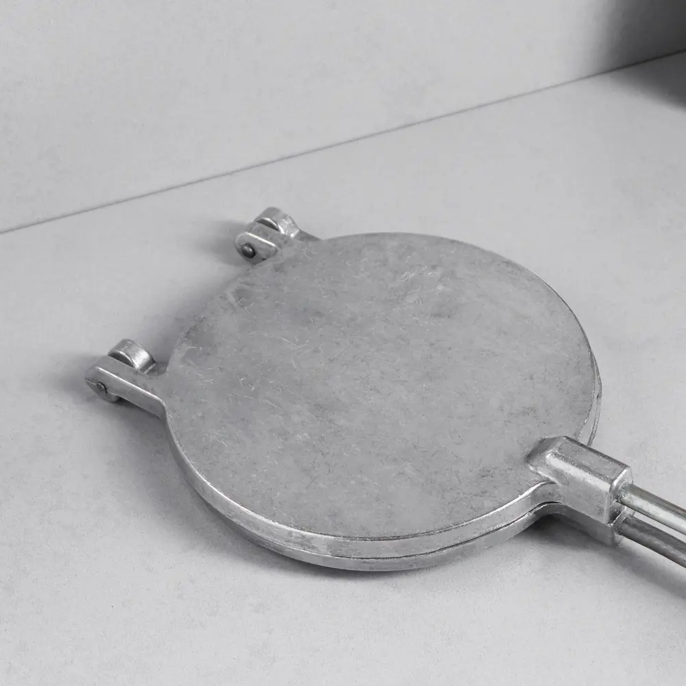 Фото 3 Форма для выпечки вафель "Треугольная" литой алюминий