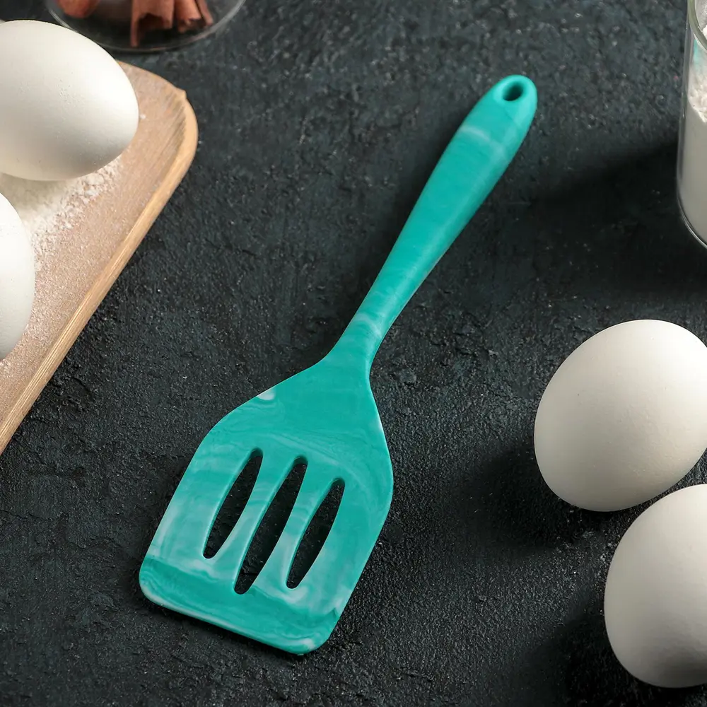 Фото 2 Лопатка Доляна силикон 4321754 цвет синий Фото 2 Лопатка Доляна силикон 4321754 цвет синий