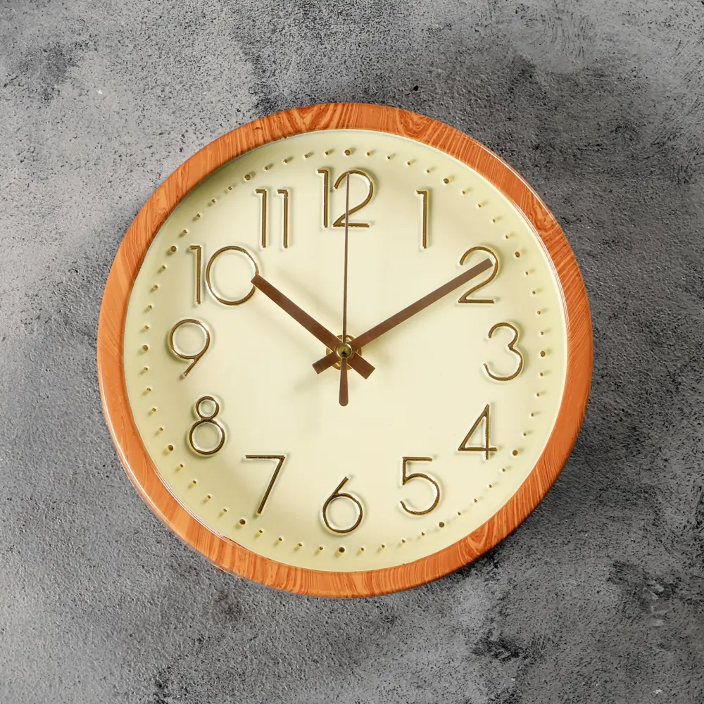 Фото Часы настенные Simaland Классика "Доротеа" плавный ход d=17 см 19x19 см Фото Часы настенные Simaland Классика "Доротеа" плавный ход d=17 см 19x19 см