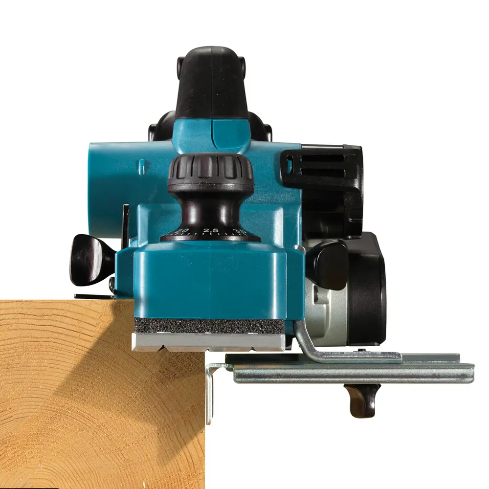 Фото 4 Рубанок аккумуляторный бесщеточный Makita DKP181Z, 18 В Li-Ion, 82 мм, без АКБ и ЗУ Фото 4 Рубанок аккумуляторный бесщеточный Makita DKP181Z, 18 В Li-Ion, 82 мм, без АКБ и ЗУ