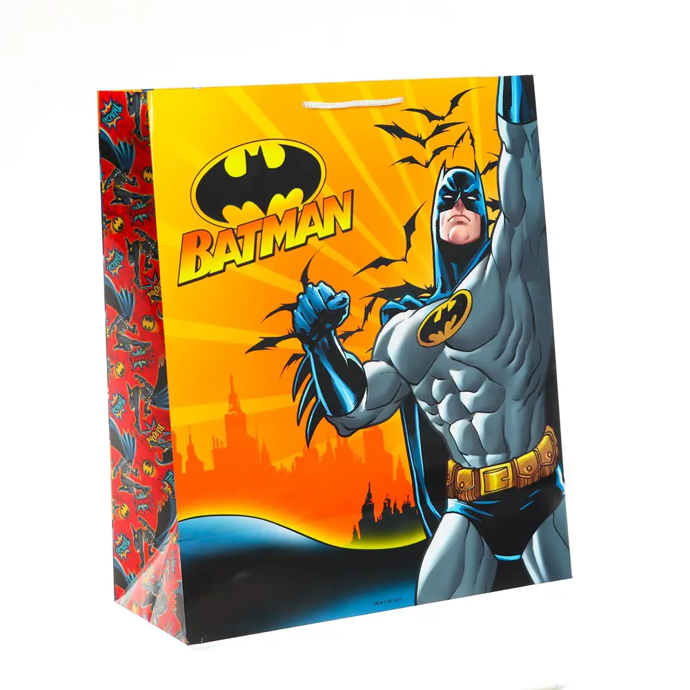 Фото 2 Пакет подарочный ND Play Batman 335x406x155 мм цвет красно-жёлтый Фото 2 Пакет подарочный ND Play Batman 335x406x155 мм цвет красно-жёлтый