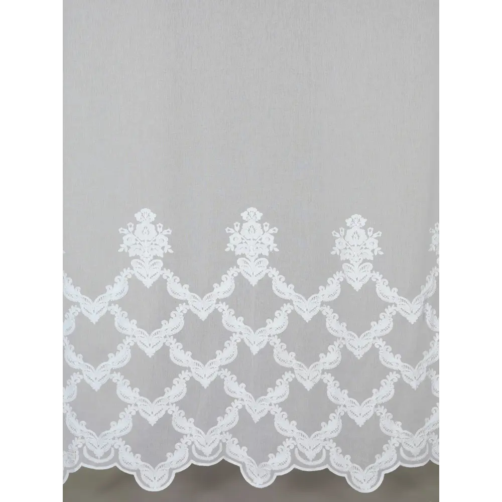 Фото 6 Тюль на шторной ленте для кухни Амали 300х260 см цвет белый Фото 6 Тюль на шторной ленте для кухни Амали 300х260 см цвет белый