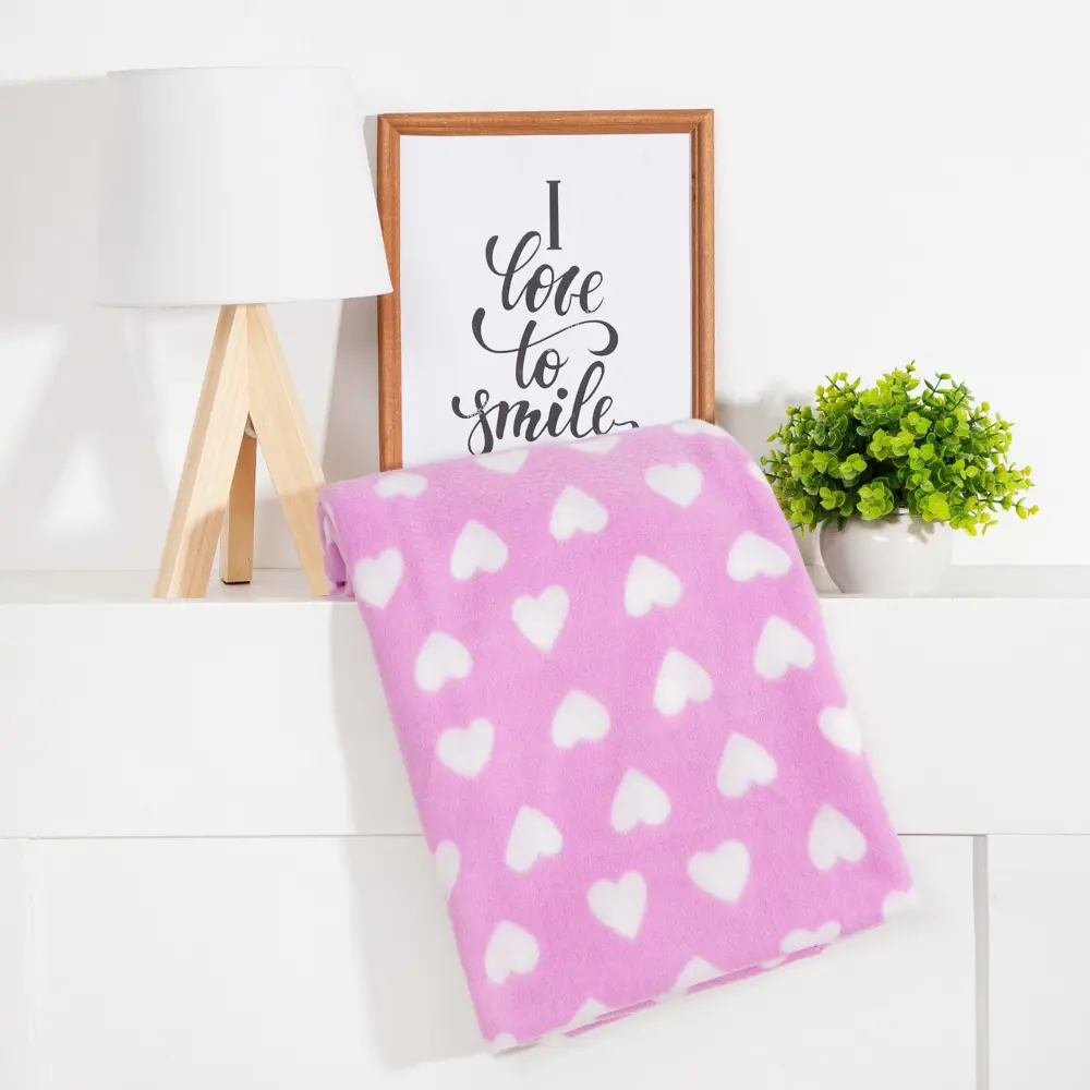 Фото Плед Экономь и я «Сердечки» 150x200 см, флис, цвет белый Фото Плед Экономь и я «Сердечки» 150x200 см, флис, цвет белый