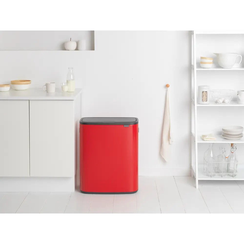 Фото 7 Мусорный бак Brabantia Bo 221507 60л красный Фото 7 Мусорный бак Brabantia Bo 221507 60л красный