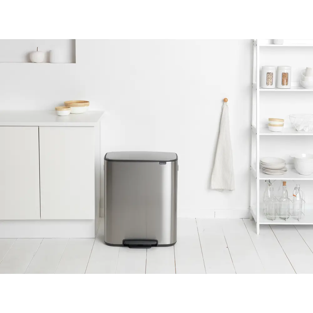 Фото 5 Мусорные баки для ванной Brabantia Bo 211324 60л сталь Фото 5 Мусорные баки для ванной Brabantia Bo 211324 60л сталь