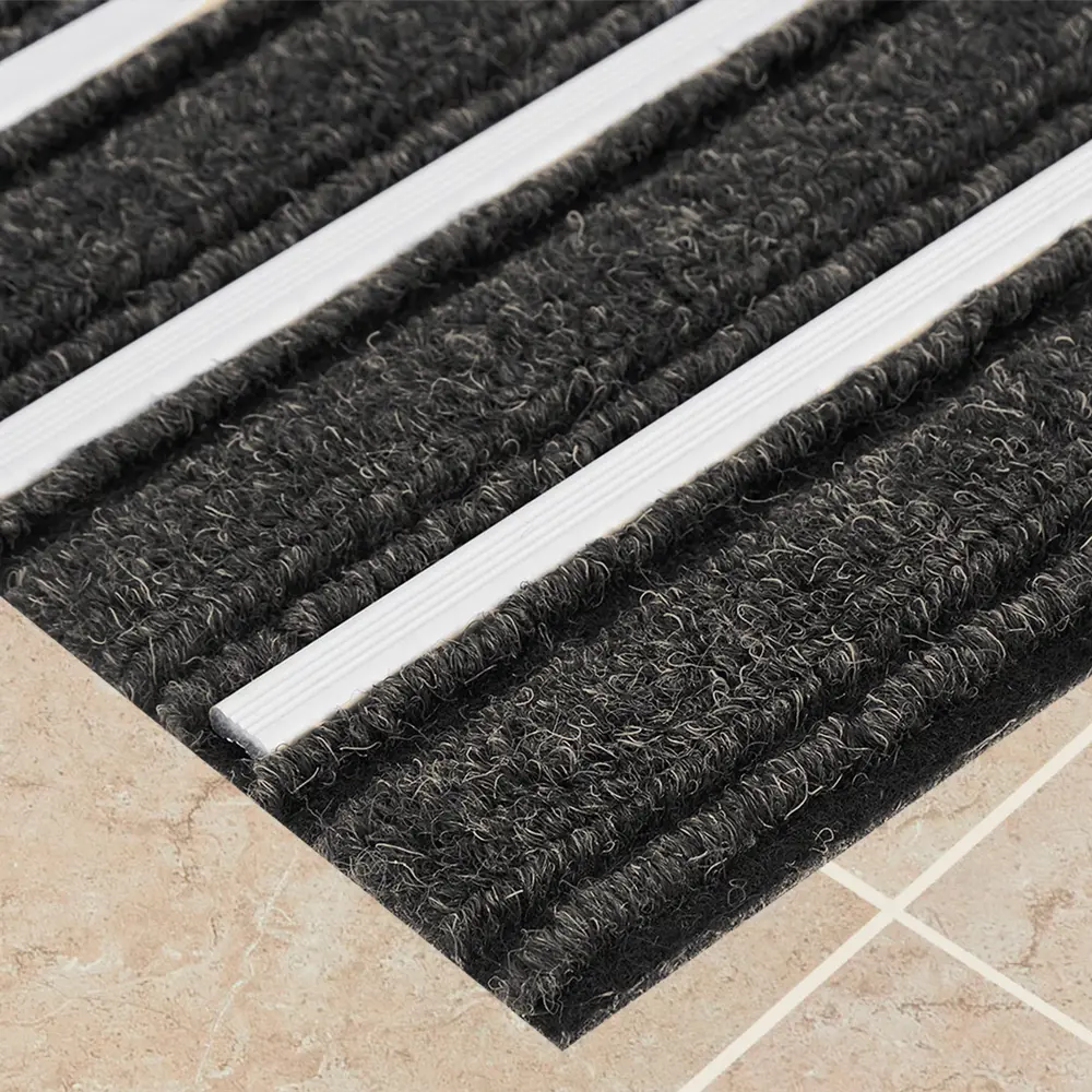 Фото 2 Коврик грязезащитный полипропилен Alumat 35x60 см цвет черный Фото 2 Коврик грязезащитный полипропилен Alumat 35x60 см цвет черный