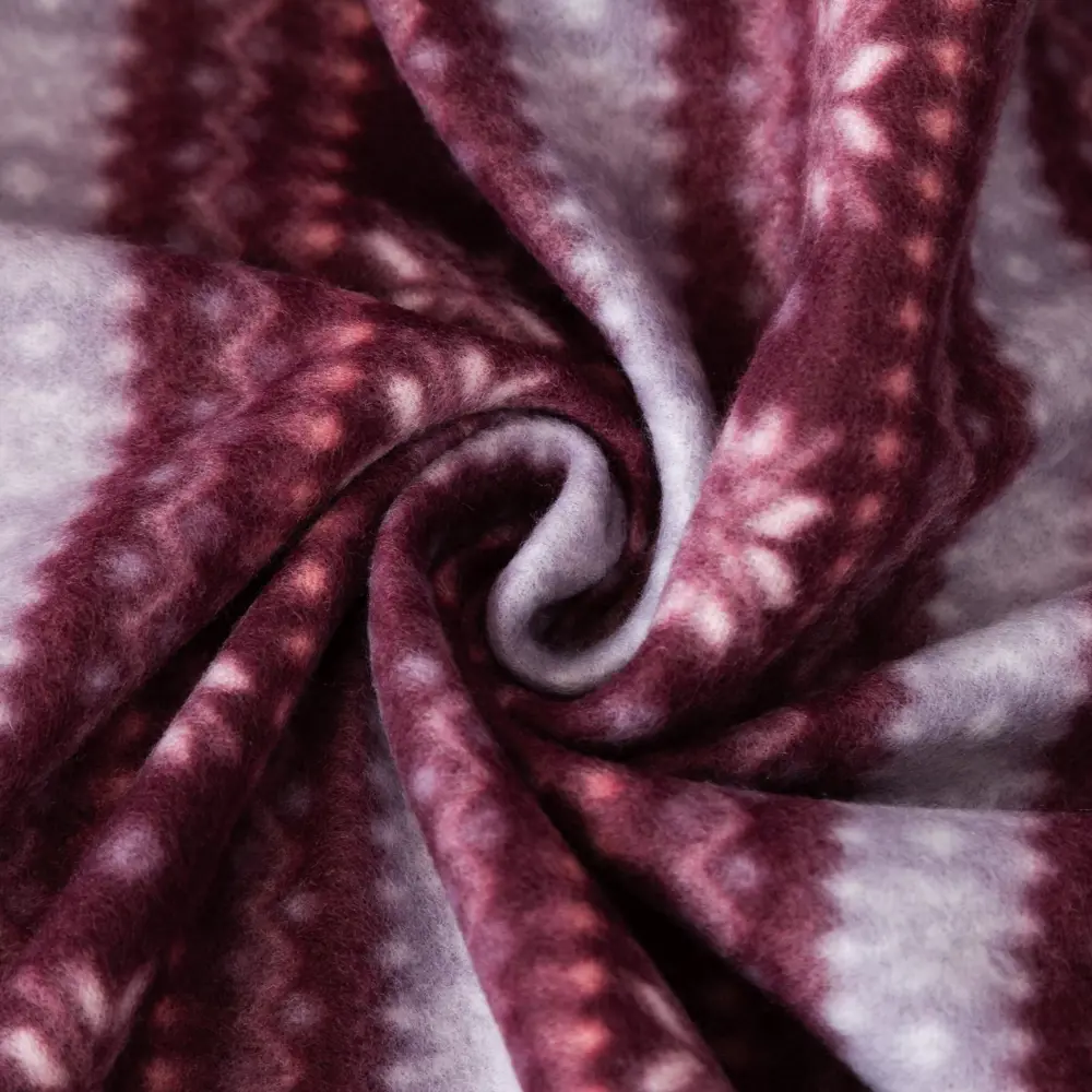 Фото 3 Плед Экономь и я 6881734, 150x200 см, флис, цвет бордовый Фото 3 Плед Экономь и я 6881734, 150x200 см, флис, цвет бордовый