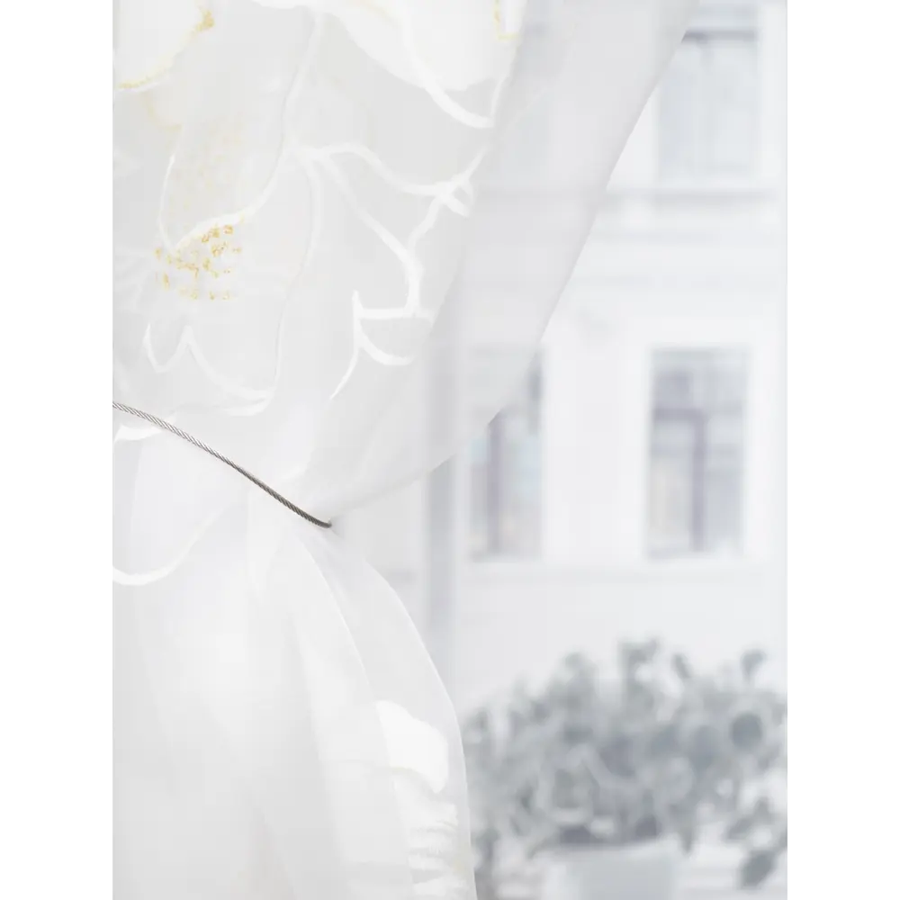 Фото Тюль на шторной ленте Роза 3Д 300x250 см цвет белый Фото Тюль на шторной ленте Роза 3Д 300x250 см цвет белый