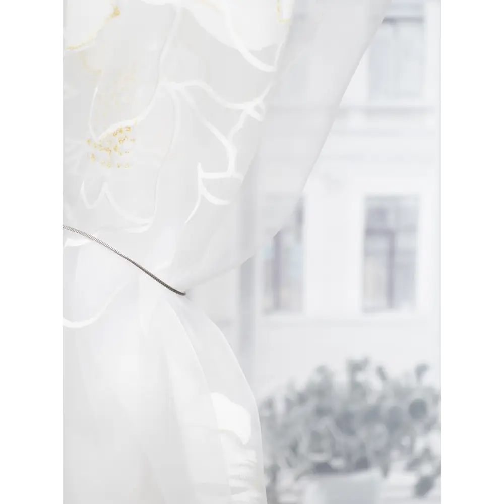 Фото Тюль на шторной ленте Роза 3Д 400x240 см цвет белый