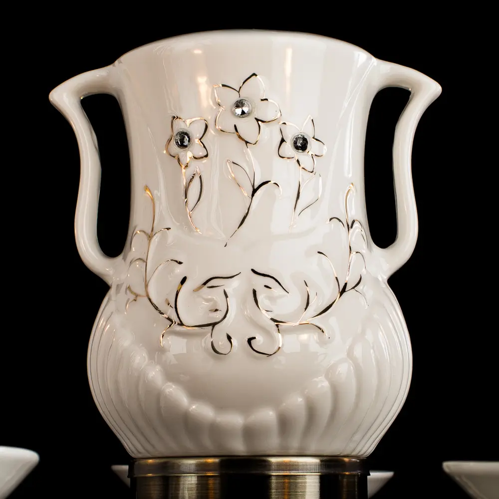 Фото 3 Люстра потолочная ARTE LAMP A6380LM-5AB A6380LM-5AB 5 ламп 10 м² цвет бронза Фото 3 Люстра потолочная ARTE LAMP A6380LM-5AB A6380LM-5AB 5 ламп 10 м² цвет бронза