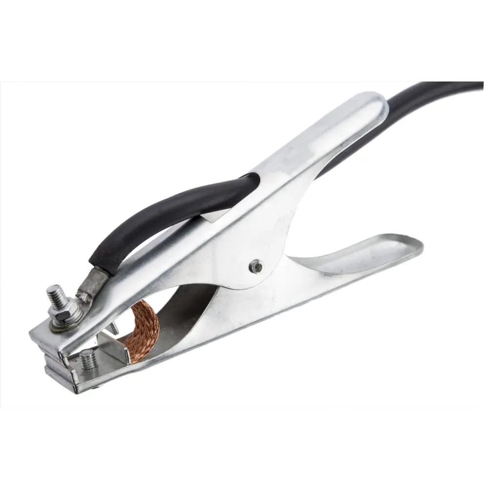 Фото 3 Сварочный аппарат инверторный Champion IW-140/6 ATL, 140 А, до 3.2 мм